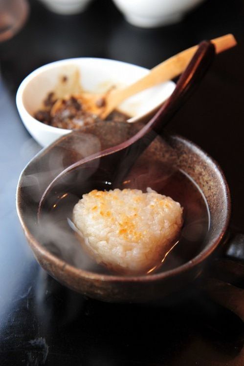 intensefoodcravings:
“ Onigiri Rice Ball with Tea おにぎり茶漬け
”