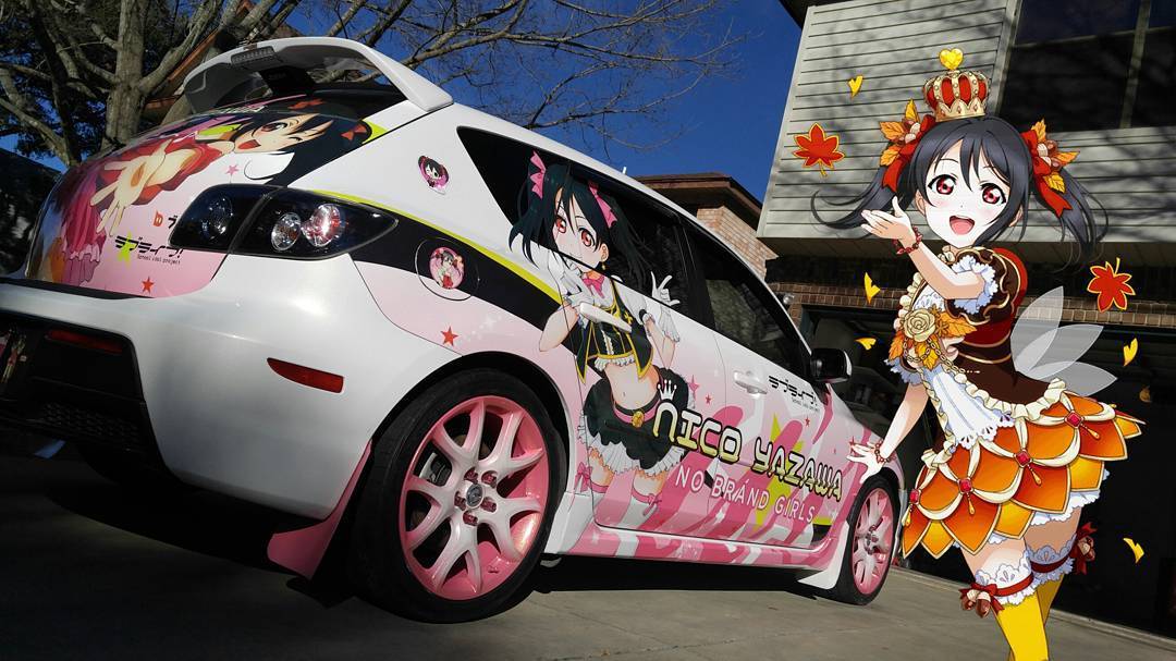 anime vinyl car wrap - MaiOtaku Anime