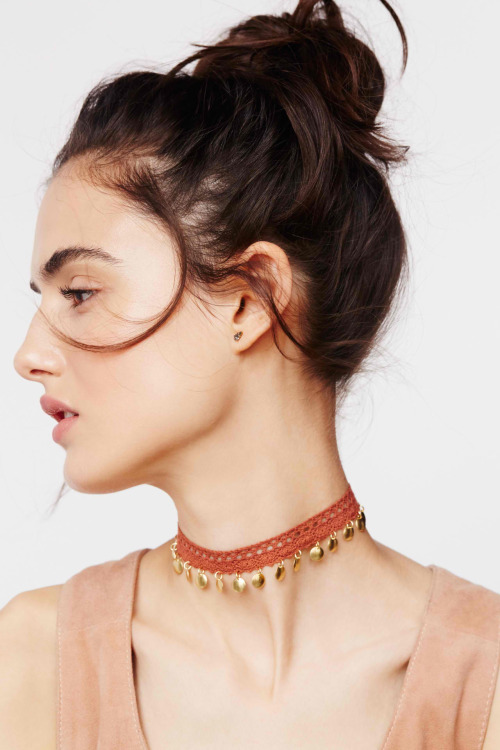 aloraphernelia:

Blanca Padilla
