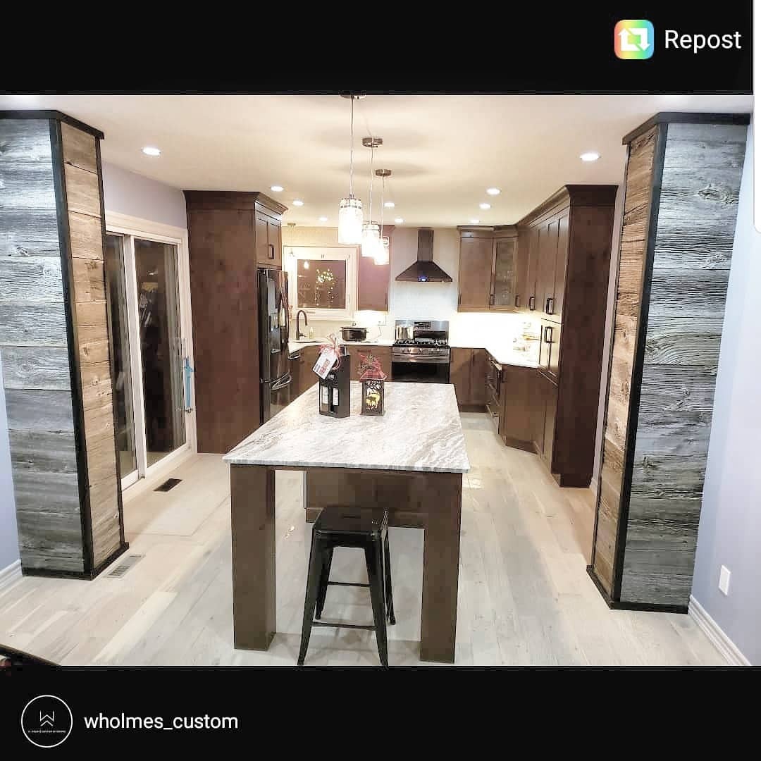 <p>Some great work by @wholmes_custom on this kitchen reno completed just in time for the holidays. They used some nice grey reclaimed barn board from our Hamilton shop to give the space some character and texture - nice job! (at Barnboardstore Hamilton)<br/>
<a href="https://www.instagram.com/p/BsaiyHUhEZ3/?utm_source=ig_tumblr_share&igshid=6oucro8typqr">https://www.instagram.com/p/BsaiyHUhEZ3/?utm_source=ig_tumblr_share&igshid=6oucro8typqr</a></p>