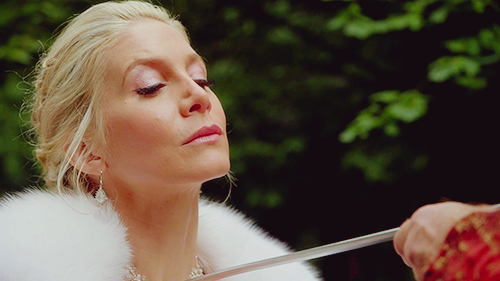 Elizabeth Mitchell ingrid Elizabeth Mitchell ingrid