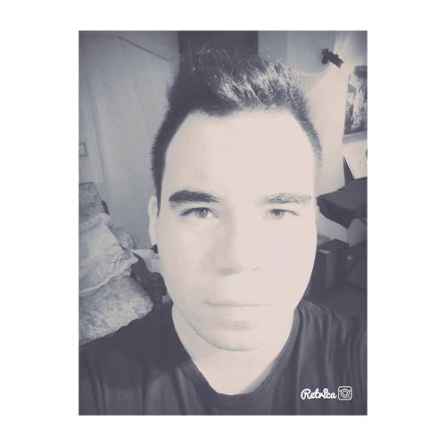 Tumblr o4734mkfwz1v1d58uo1 500