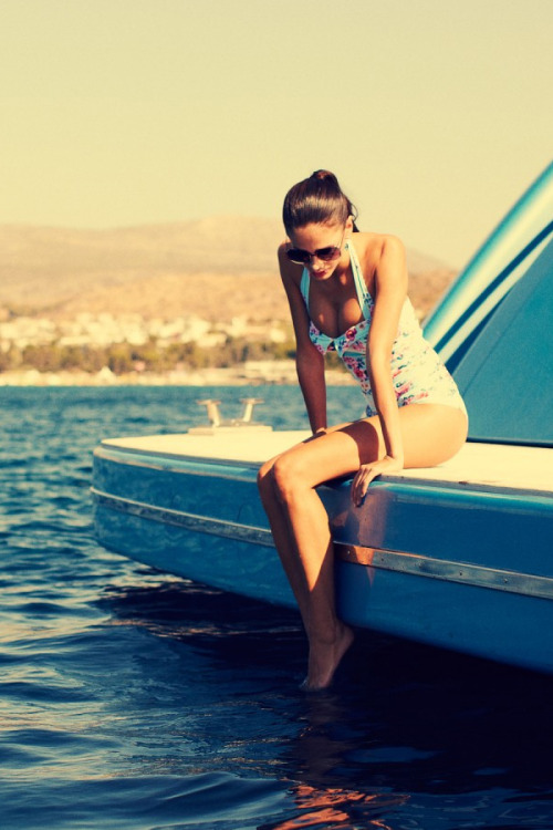classy-captain:

Privatsea Greece by Olly Burnedited by...