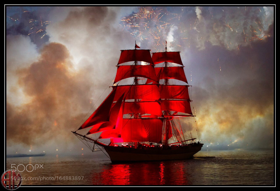 pictside:
“Saint-Petersburg, Scarlet sails 2016
”