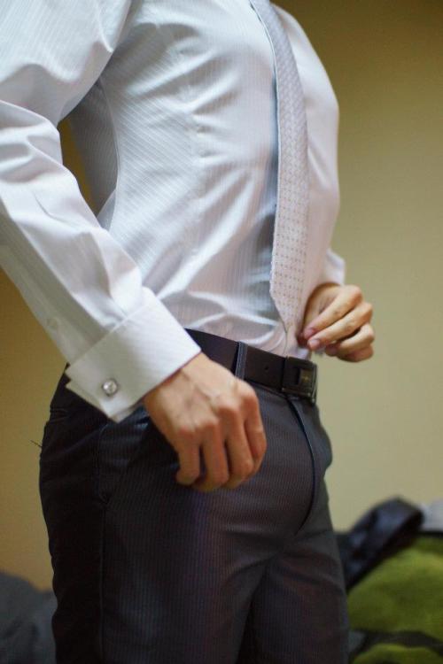 The perfect suit bulge