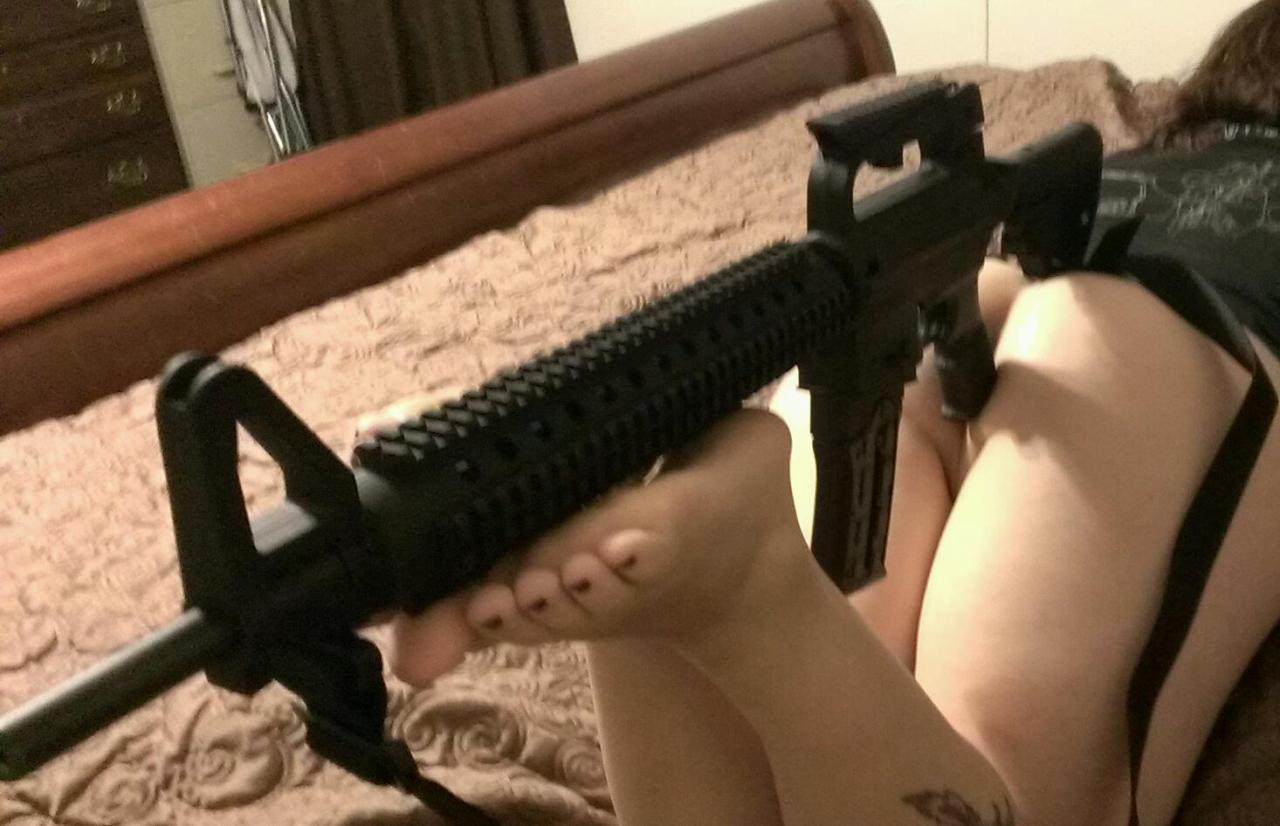 Naked Women And Guns 60