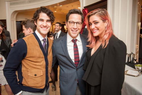 Topics tagged under veteransday on Darren Criss Fan Community Tumblr_nyqlgqhjOb1r4gxc3o3_r1_500