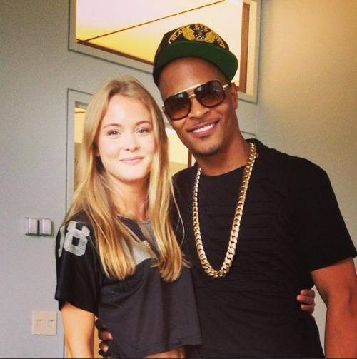 zaralarssonmusic:
“Still shaking… #starstruck T.I.
”