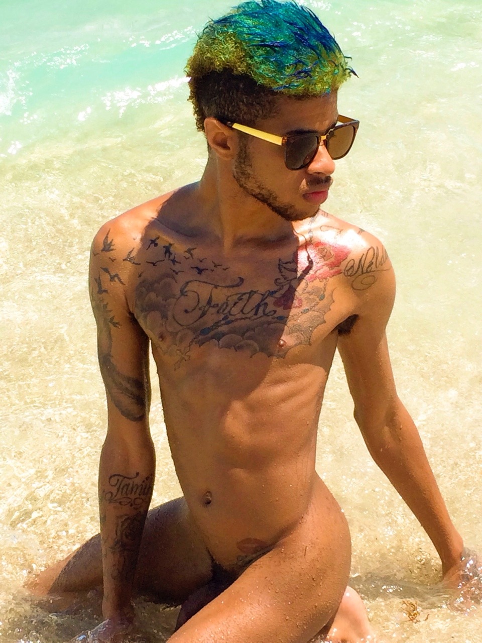 chris brown on beach nude ass free lick sample