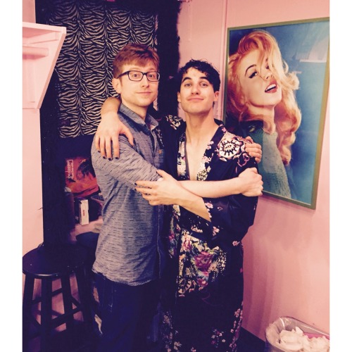 Topics tagged under amyheckerling on Darren Criss Fan Community Tumblr_nopmtsSRmG1qdwugco1_500