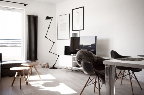 <p><a href="http://scandinaviandesignerblog.tumblr.com/post/129600454218/scandinavian-decor-designer-blog" class="tumblr_blog">scandinaviandesignerblog</a>:</p><blockquote>
<p>SCANDINAVIAN DECOR & DESIGNER BLOG:<br/><a href="http://scandinaviandesignerblog.tumblr.com/">http://scandinaviandesignerblog.tumblr.com/</a></p>
<p>Brand: Vitra</p>
</blockquote>