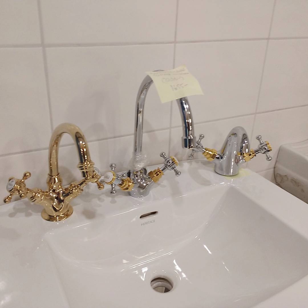 Untitled — god helg alla härliga följare! #badex #badexab...