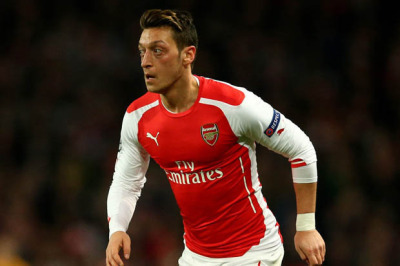 <p><b>Arsenal News.Mesut Ozil</b> has been nominated for the PFA Fans’ Player of the Month award for April.</p><p><a href="http://www.arsenal.com/news/news-archive/20150424/ozil-nominated-for-pfa-fans-award?"><b>Arsenal.com</b></a></p>