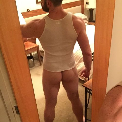 thefoxnz:

Winter bulk. #bulking #nofilter #thefoxnz