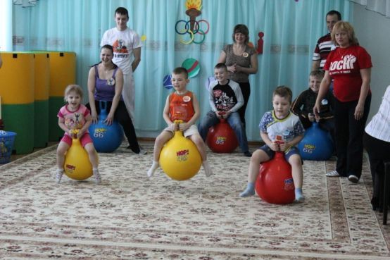 Фото с родителями в детском саду Фото с родителями в детском саду