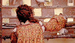 http://66.media.tumblr.com/b5fdccdeaa10218d40af1d59ba80e5d9/tumblr_oe0w2lHYDA1qb64kco5_r2_250.gif