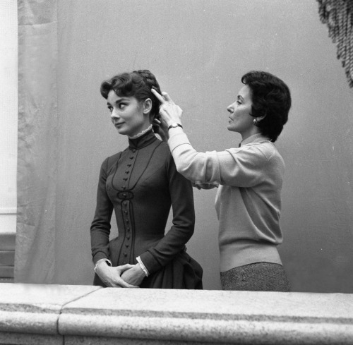 timelessaudrey:
“ Audrey during the break of filming Mayering,1957
I’ve just uploaded full movie on my page on vk.com/timelessaudrey❤️
”