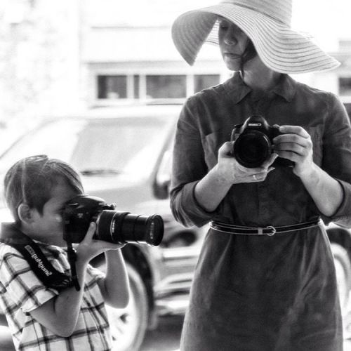 Being Vivian Maier

#selfportrait #streetphotography...