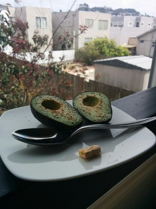 thoughtfulbody:
“ Breakfast: avocado with creole seasoning.
”