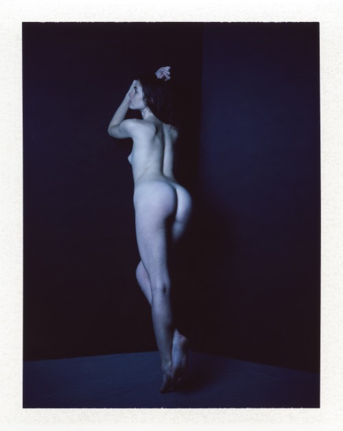 creativerehab:

Sibyl in the blue corner.
