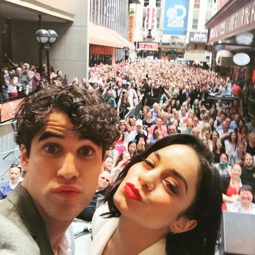 Topics tagged under gleekreunion on Darren Criss Fan Community Tumblr_np0kf7Wgn41r4gxc3o1_500