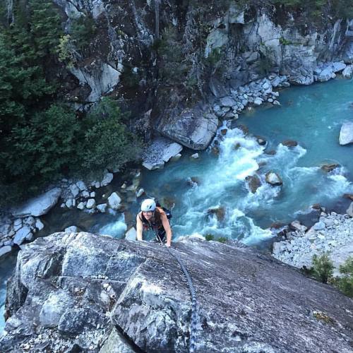 <p>COS Feature » @shari_coolbeans06thereturn!<br/>
…<br/>
Star Chek | 5.9 | 4 Pitches | Cheakamus Canyon | Squamish, BC!<br/>
…<br/>
©Adventure… It’s Contagious! #KeepItContagious ® (at Squamish, British Columbia)</p>