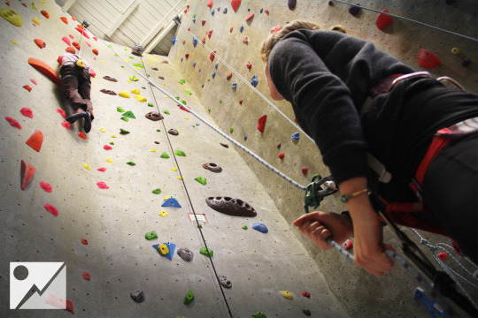 www.boulderingonline.pl Rock climbing and bouldering pictures and news image