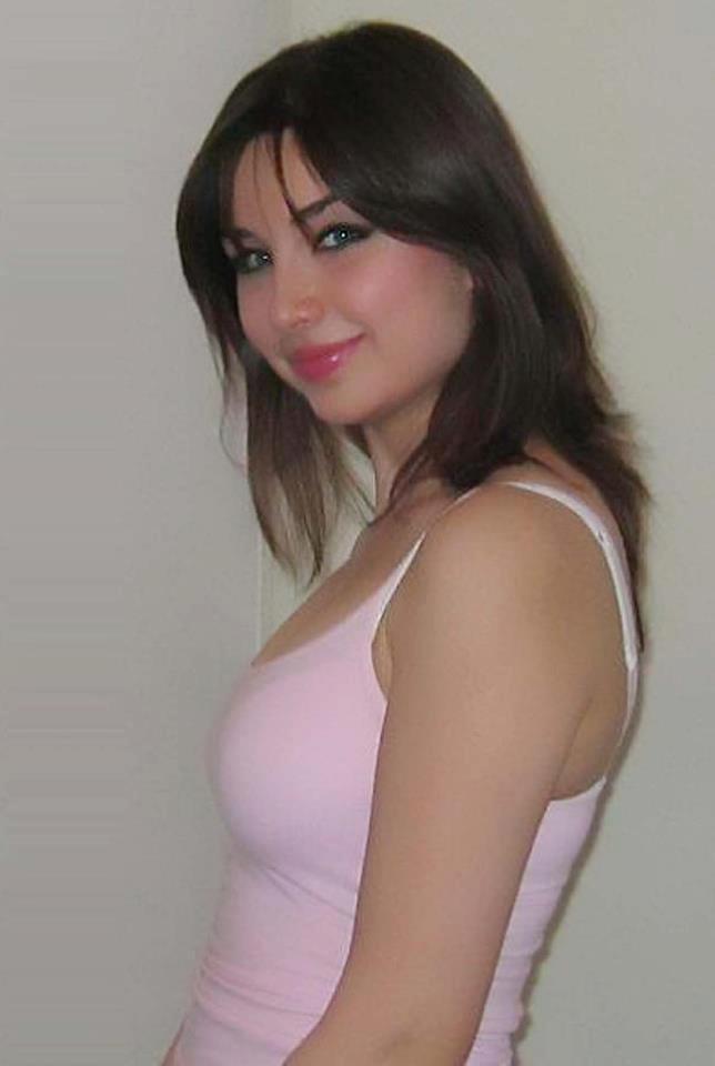 arab woman,muslim prayer clock,muslim writers,arab dating