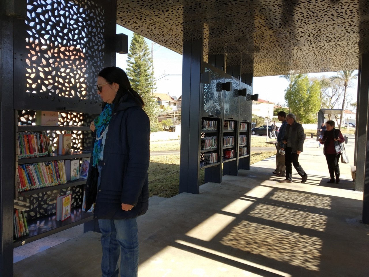 <p>
<a href="http://www.beershevacity.com/beer-sheva/%D7%9E%D7%94-%D7%91%D7%99%D7%9F-%D7%90%D7%94%D7%91%D7%94-%D7%9C%D7%A1%D7%A4%D7%A8%D7%99%D7%9D-%D7%9C%D7%A2%D7%A9%D7%99%D7%99%D7%94-%D7%A7%D7%94%D7%99%D7%9C%D7%AA%D7%99%D7%AA-%D7%A1%D7%99%D7%A4%D7%95%D7%A8-%D7%97%D7%95%D7%96%D7%A8-%D7%91%D7%A4%D7%90%D7%A8%D7%A7-%D7%94%D7%A1%D7%95%D7%A4%D7%A8%D7%99%D7%9D-%D7%91%D7%91%D7%90%D7%A8-%D7%A9%D7%91%D7%A2"><b>פארק הסופרים בבאר שבע</b> מתחדש
בספריית השאלה לספרים חינם</a>
<br/></p>