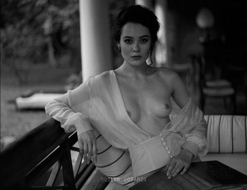 le-voleur-de-beaute:Photo by Ruslan Lobanov - Daily Ladies