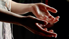 http://66.media.tumblr.com/d6145cdb6deb6cbd4432c09b15c077a6/tumblr_ny3pyqZgHg1sgla6so6_r1_250.gif
