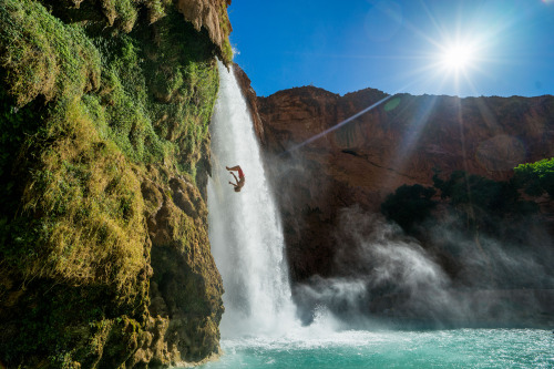 www.boulderingonline.pl Rock climbing and bouldering pictures and news chrisburkard: A colorful oasis deep within Arizona’s desert....
