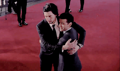 http://66.media.tumblr.com/e025c6270611a9797a92cc05f17b81ac/tumblr_o0p9syt4E11rszoo3o2_r3_500.gif
