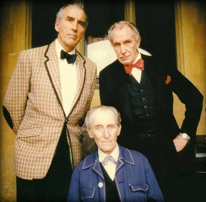 thisobscuredesireforbeauty:
“ Christopher Lee, Peter Cushing and Vincent Price: House of the long shadows (1983).
Source
”