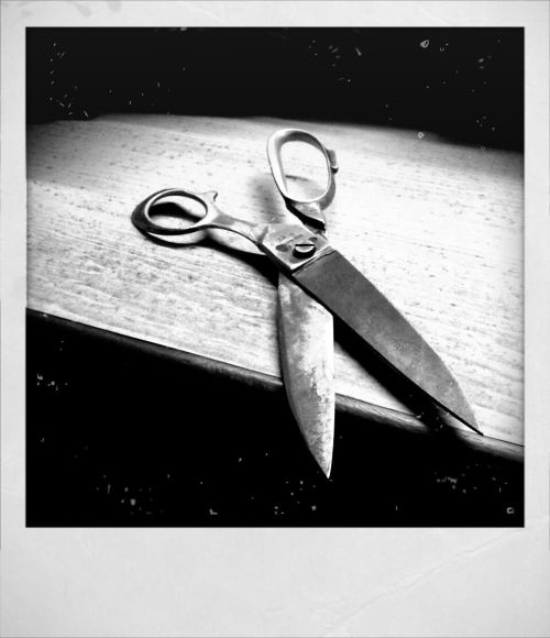 <p>Everything #handmade all the time… <a href="http://goo.gl/NQhY7A">http://goo.gl/NQhY7A</a></p>