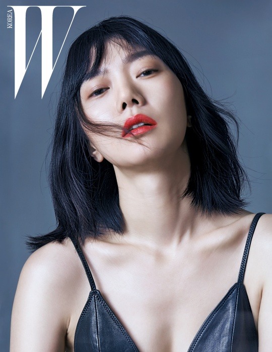 Bae Doona 배두나 - W Magazine October Issue ‘15 Pics 02