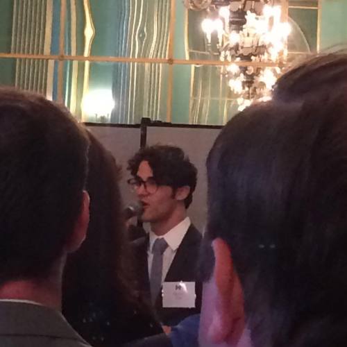 Topics tagged under imwithher on Darren Criss Fan Community Tumblr_obguir3CzD1qlbe4wo1_500