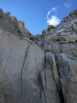 www.boulderingonline.pl Rock climbing and bouldering pictures and news Looking at the final 400 ft to Whitney Summit