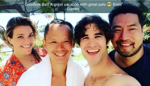 Topics tagged under abs on Darren Criss Fan Community Tumblr_o7wh5aB4Pg1uetdyxo1_500