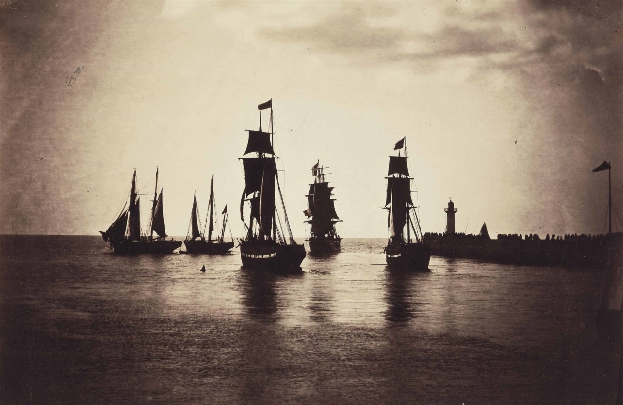 sugarmeows:
“ Gustave Le Gray (1820–84)
Bateaux quittant le port du Havre (navires de la flotte de Napoleon III) (1856–57)
”