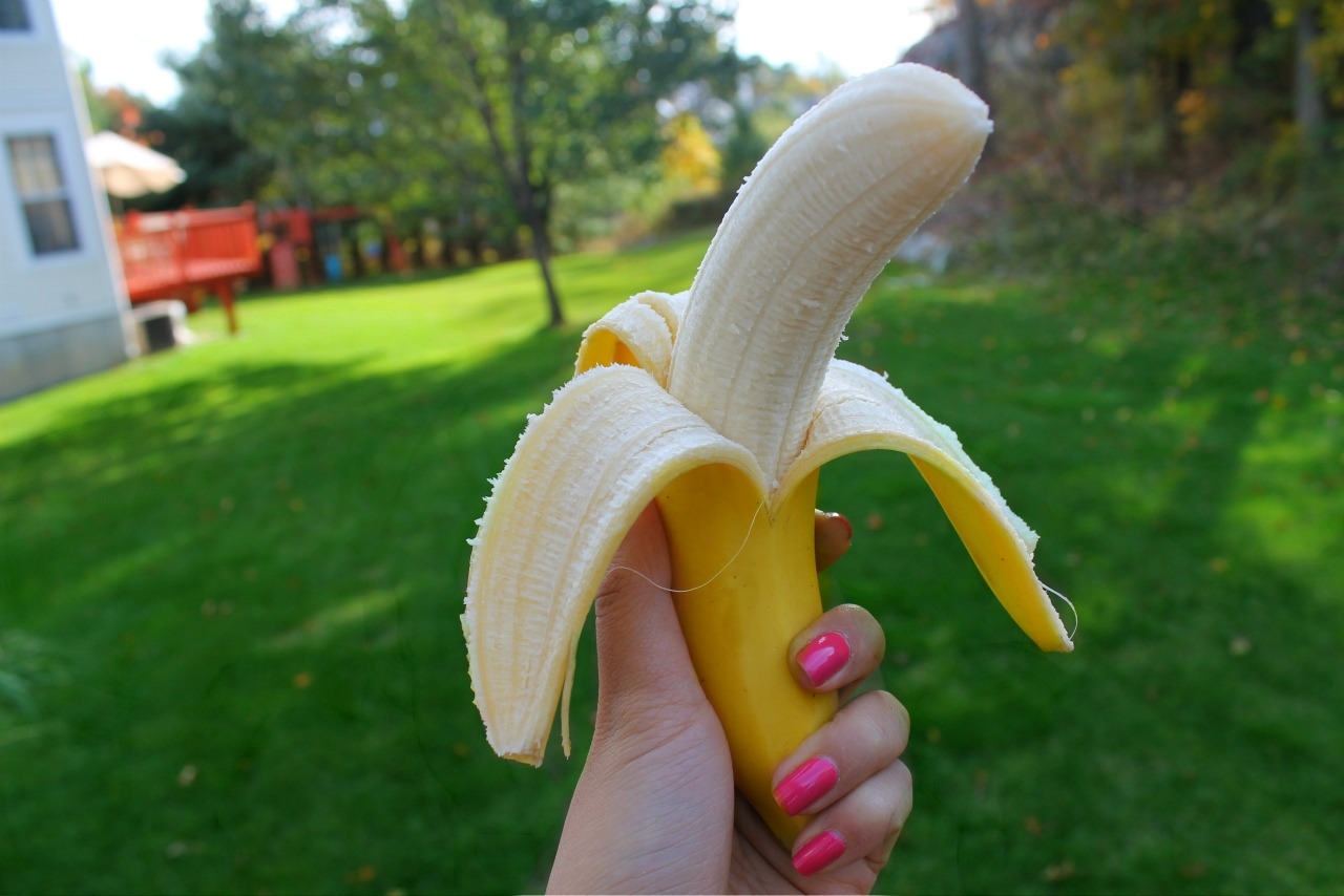 Using a banana as a dildo