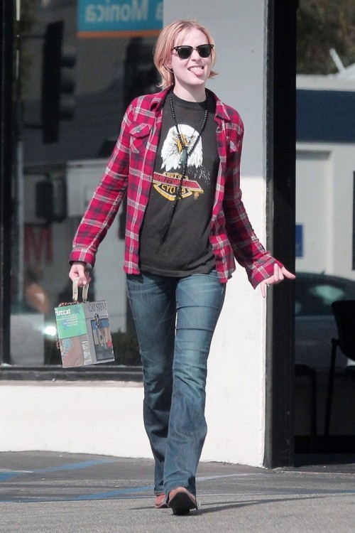 gasstation:
“ Evan Rachel Wood out in Los Angeles, November 2nd
”