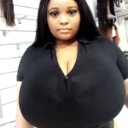 Huge Tits Chubby Ebony Webcam