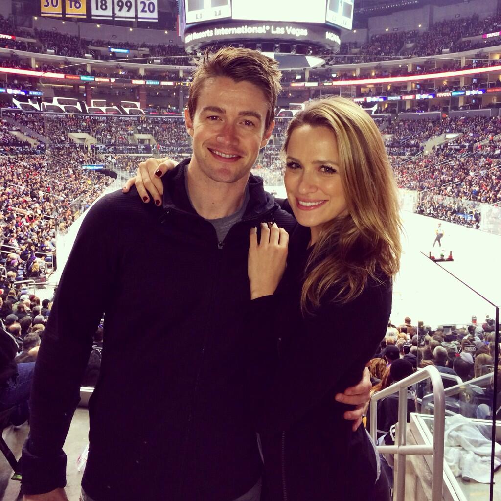 Robert buckley and shantel vansanten