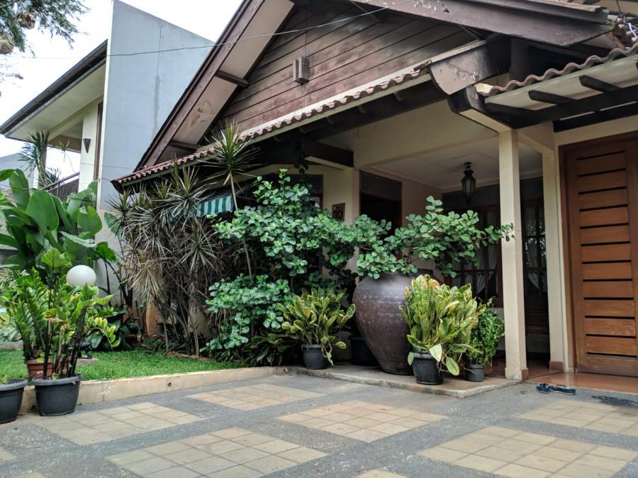 Jakarta Property — Dijual Rumah di Jl. Nipah, Kebayoran 