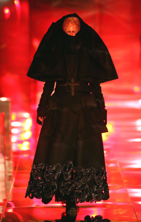 marij-94791199:John Galliano for Christian Dior S 2006 Haute...