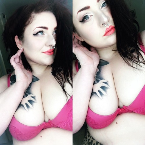 spookyfatbabepower:I wish I was like you-easily amused.