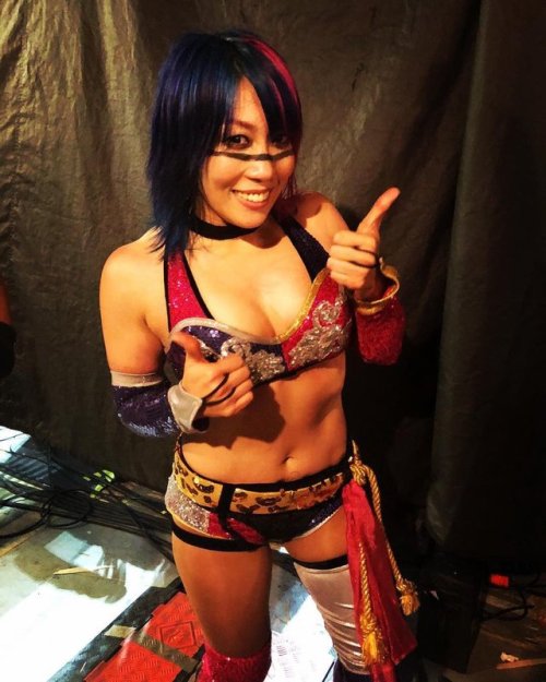 wrathofasukacity:wwe: @wwe_asuka just made WWE history by...