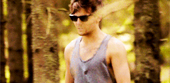 (m/pris) louis tomlinson - Page 3 Tumblr_myacdxhnCN1rujt6qo6_r2_250