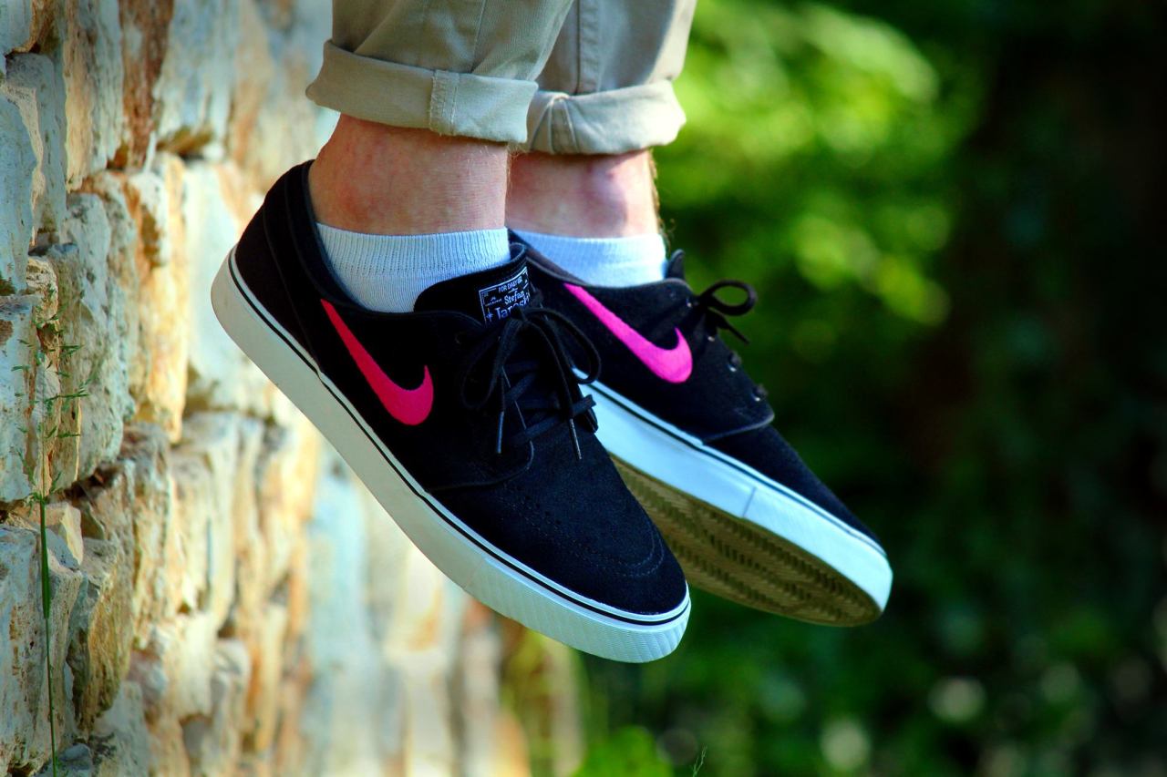 janoski black pink